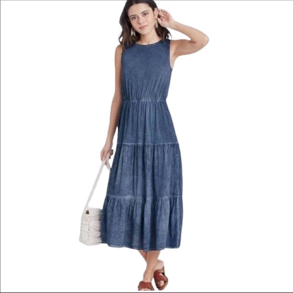 Knox rose maxi dress new
